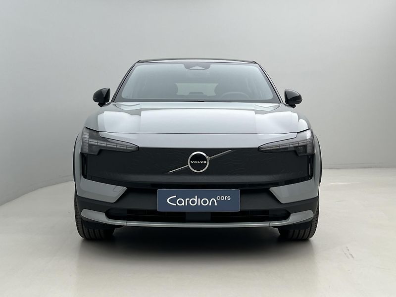 Volvo EX30 CC P5 RWD LONG RANGE PLUS - fotka 14 z 47