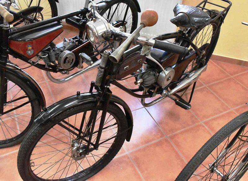 Motocykl ČZ 175 zaznamenal úspěch hned po premiéře.