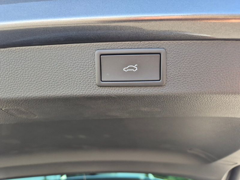 Škoda Karoq (2025) Top Selection 1.5 TSI 110 kW 7 - fotka 37 z 39