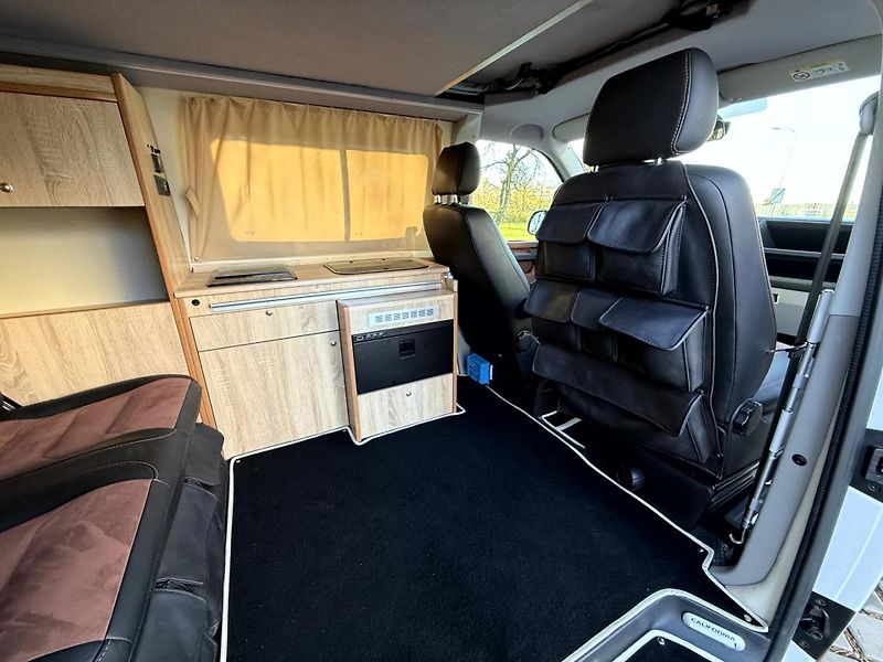 Volkswagen T6 2.0 TDI 84 kW - fotka 27 z 34