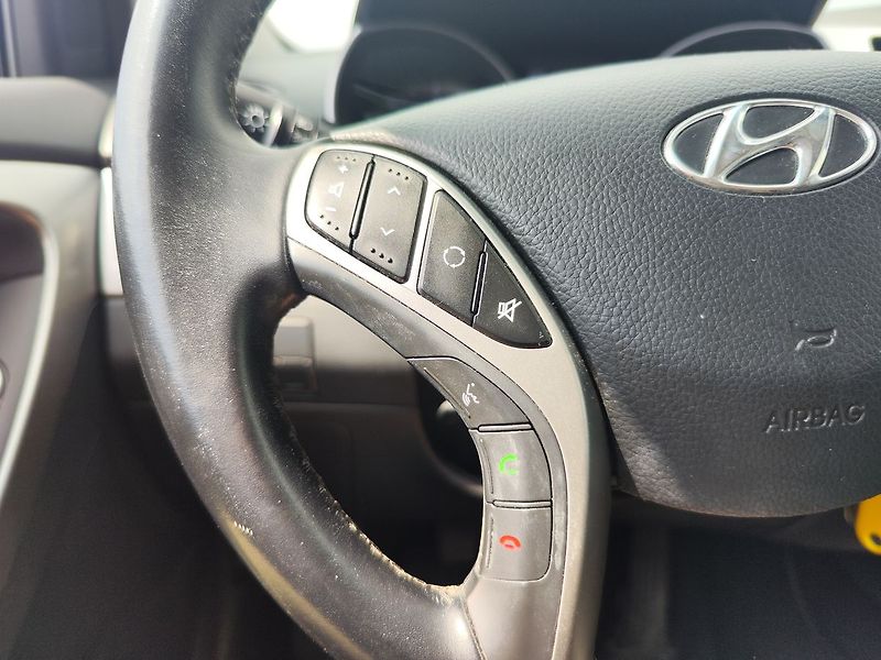 Hyundai i30 1.6 CRDI/81kW - fotka 18 z 24