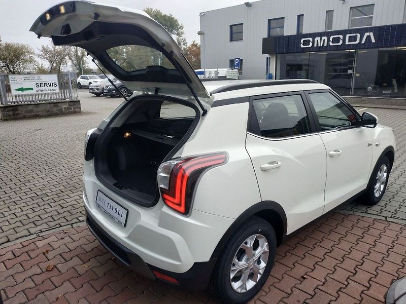 KGM Tivoli 1.5T Style 2WD, MT, SKLADEM - fotka 8 z 31