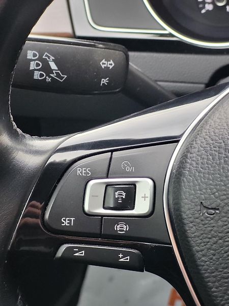 Volkswagen Passat Variant (2018) 2.0 /110kW - fotka 6 z 17