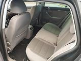 Volkswagen Golf 1,6 TDi 77KW - náhled 10