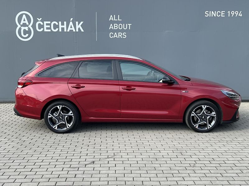 Hyundai i30 (2022) 1.0T-GDI*N-Line* - fotka 4 z 42