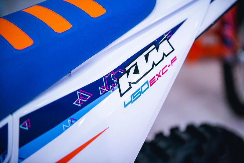 KTM 450 EXC SIX DAYS NOVÁ 0 KM  - fotka 13 z 50