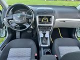 Škoda Octavia 1.6TDI 77KW,DIGIKLIMA,WEBASTO - náhled 32