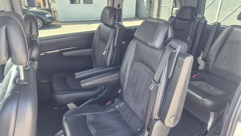 Mercedes-Benz Viano 3.0CDi V6, AUT 8míst DPH  - fotka 11 z 23
