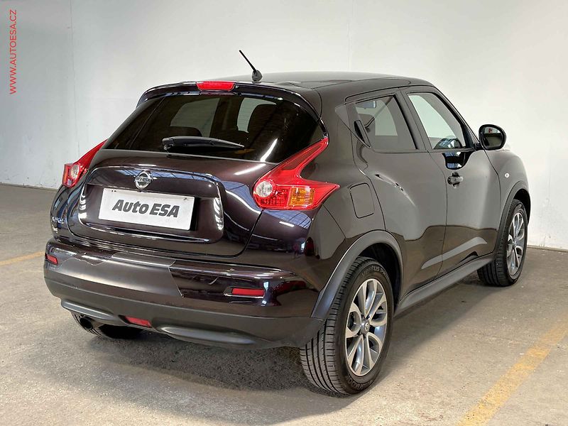 Nissan Juke (2014) 1.6 DiG-T 4x4, AT, navi - fotka 4 z 16