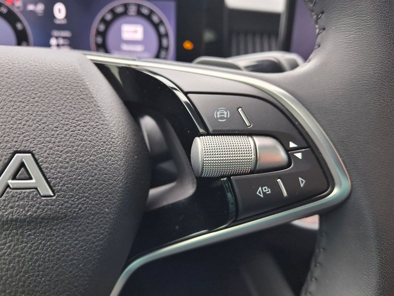 Škoda Superb (2025) Combi iV L&K DSG 1,5TSi 150kW - fotka 18 z 35
