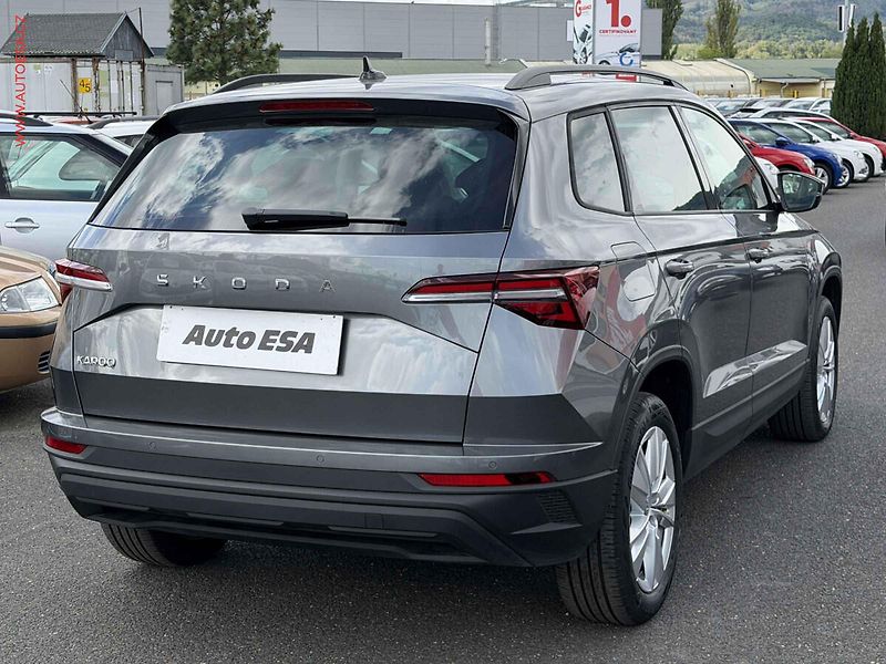 Škoda Karoq (2025) 1.5 TSI, 1.maj,ČR, Selection - fotka 4 z 17