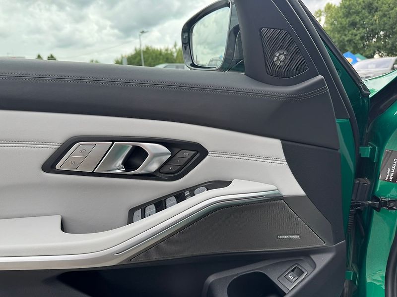 BMW M3 xDrive Touring TOP 09/2025 - fotka 29 z 33
