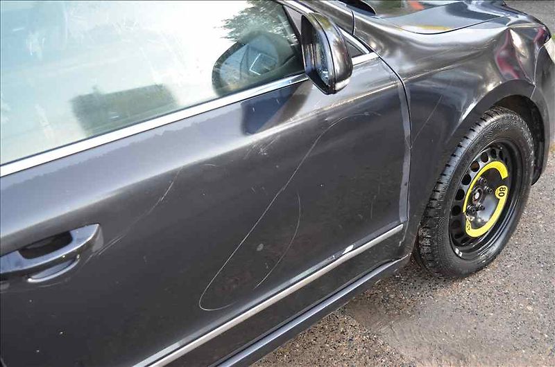Škoda Superb (2011) 2,0 TDI - fotka 19 z 35