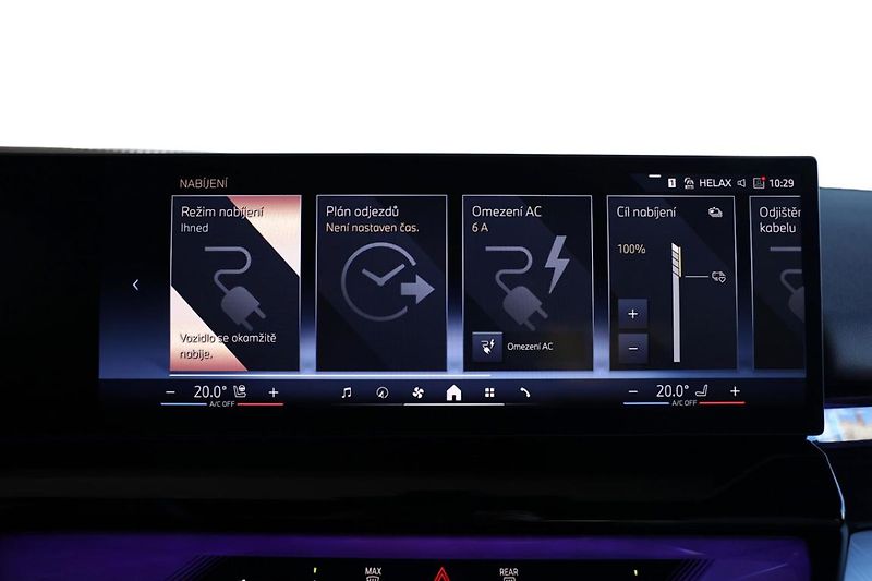 BMW i5 xDrive 40 - fotka 20 z 32