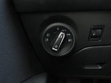 Seat Leon (2014) 16 TDI 77kW - náhled 30