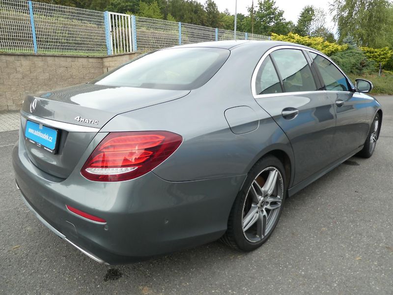 Mercedes-Benz Třídy E E 450 270kW 4MATIC AMG LINE  - fotka 4 z 15