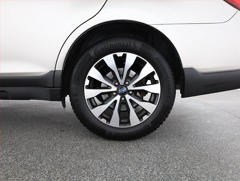 Subaru Outback (2016) 2.5 i, 4X4, Automat, ČR,1.maj - fotka 21 z 21