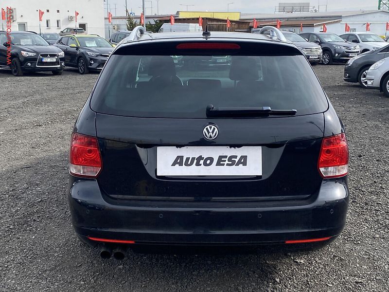 Volkswagen Golf (2010) 1.4TSi, AC, výhřev sed. - fotka 5 z 20