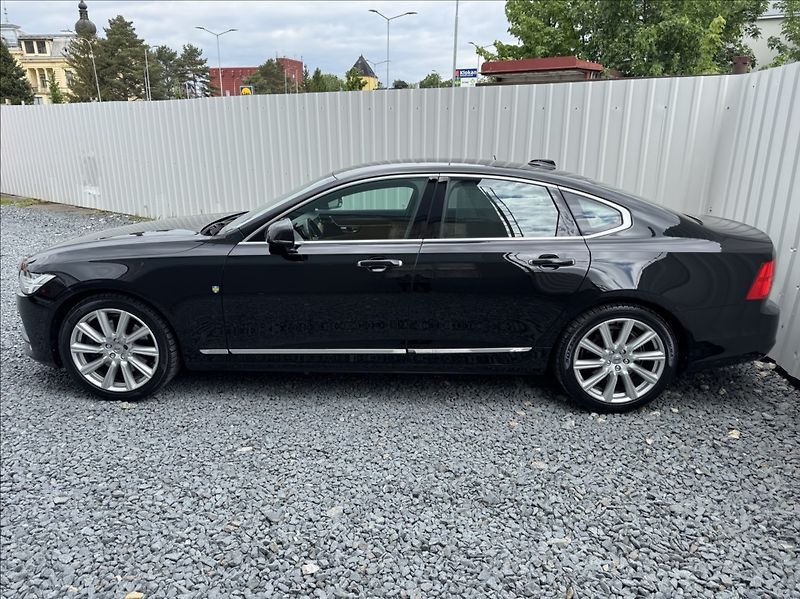 Volvo S90 2,0 D5 AWD INSCRIPTION DPH ČR - fotka 4 z 50