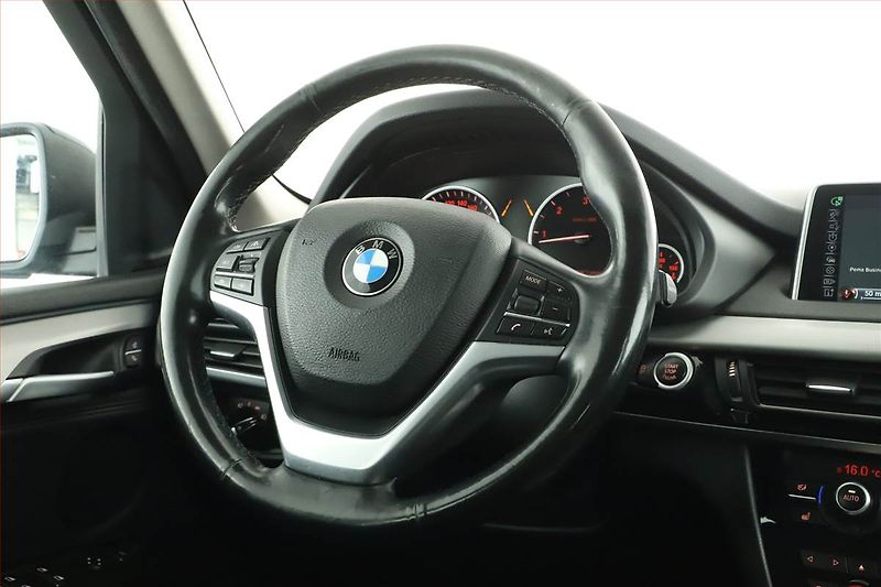 BMW X5 (2015) xDrive40d, 4X4, Automat, Kůže - fotka 8 z 19