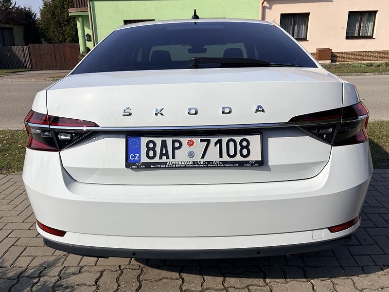 Škoda Superb 2.0TDI DSG MATRIX CANTON - fotka 5 z 59