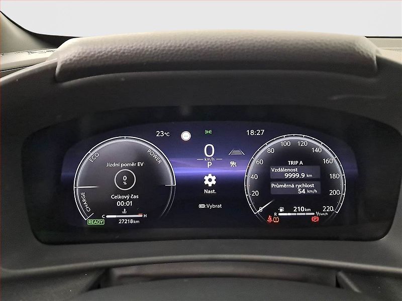 Toyota C-HR (2025) 2.0 Hybrid - fotka 11 z 18