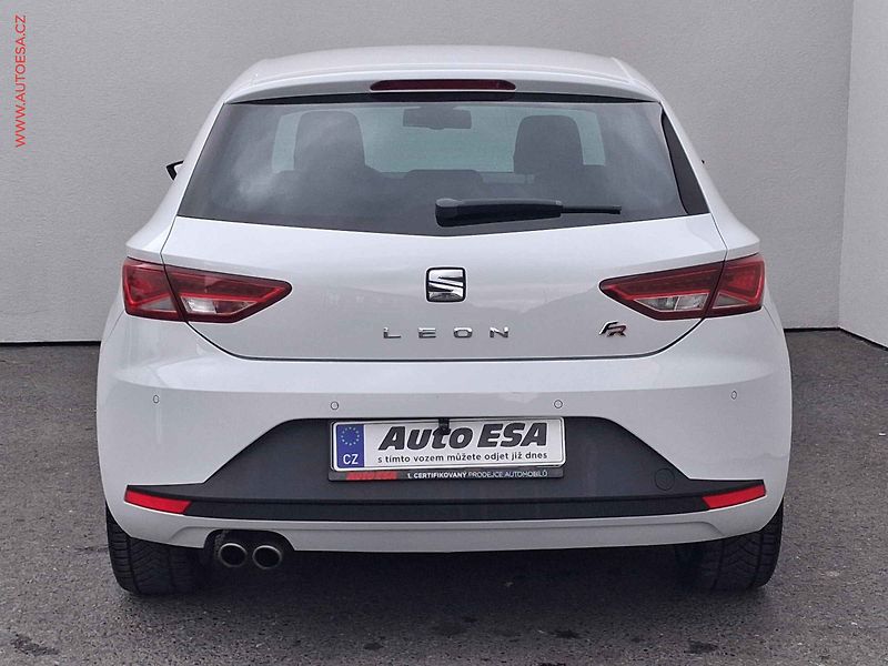 Seat Leon (2015) 2.0TDi, DSG, LED, navi - fotka 5 z 18