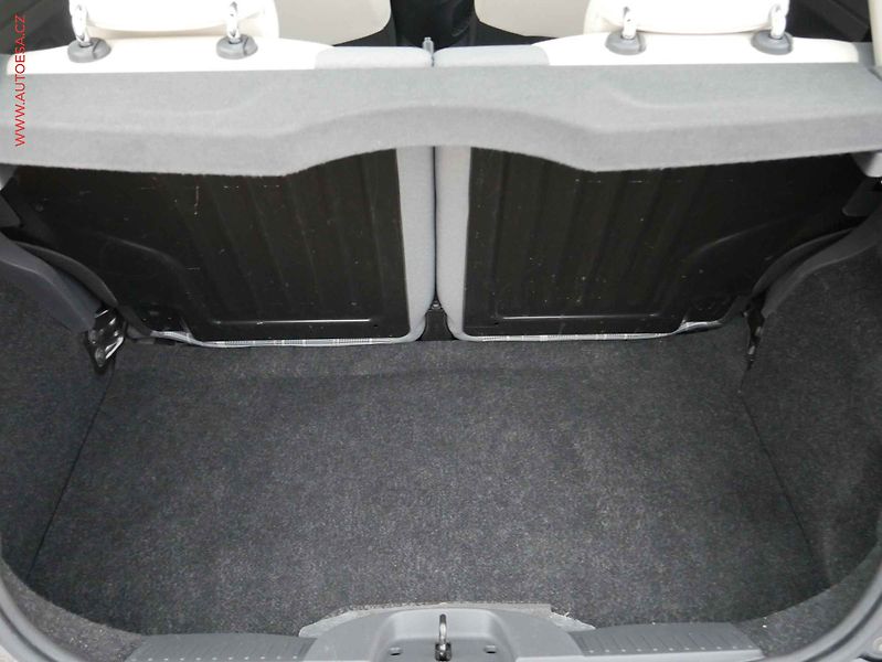 Fiat 500 (2016) 1.2i, Klima - fotka 8 z 15