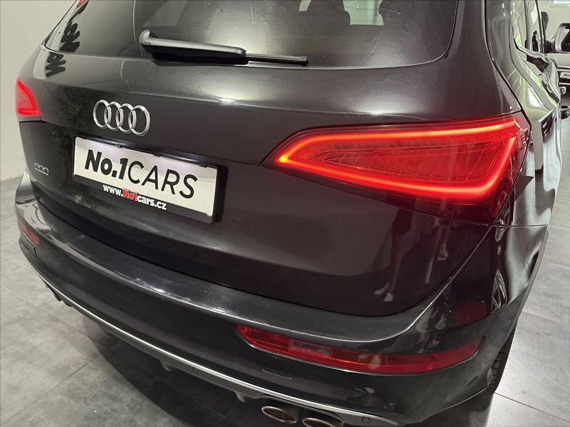 Audi SQ5 3,0   TDI 313HP QUATTRO BI-XEN - fotka 35 z 41