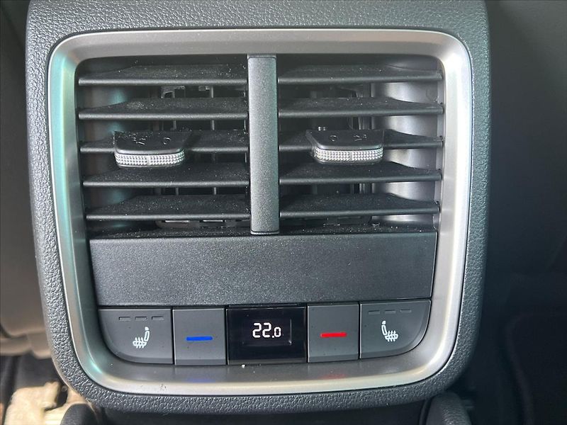 Škoda Octavia 2,0 TDi 110kW 7DSG TOP SELECTI - fotka 16 z 30