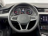 Volkswagen Passat (2023) Business 2.0 TSI 140kW DSG - náhled 9