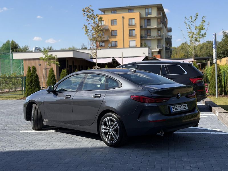 BMW Řada 2 (2021) 218d 110 kW/Gran Coupe - fotka 3 z 21