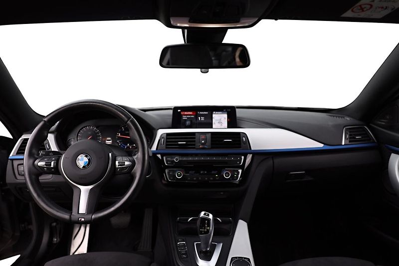 BMW Řada 4 430d xDrive Coupé - fotka 11 z 15