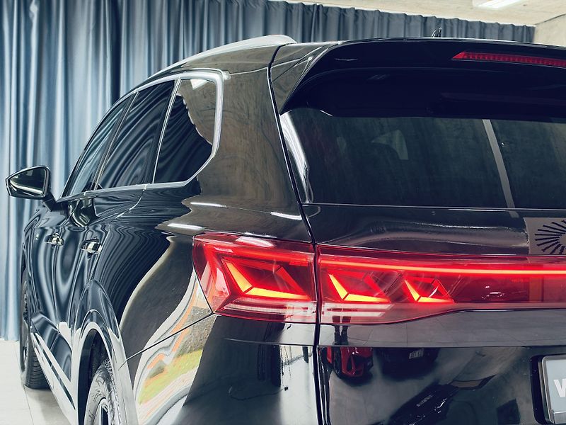 Volkswagen Touareg (2025) 3.0TDI*R-LINE*HUD*TAŽ*VZDUCH* - fotka 8 z 37