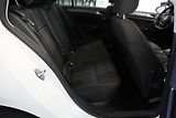 Volkswagen Golf 1.6 TDi - náhled 23