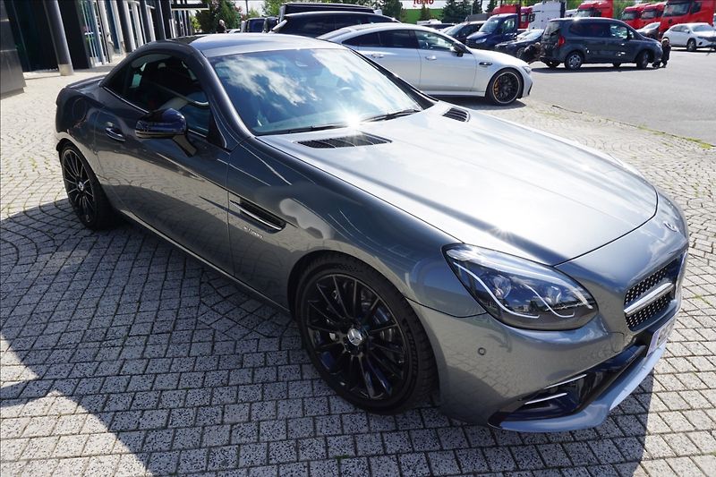 Mercedes-Benz SLC 3,0 AMG 43 - fotografie inzerátu