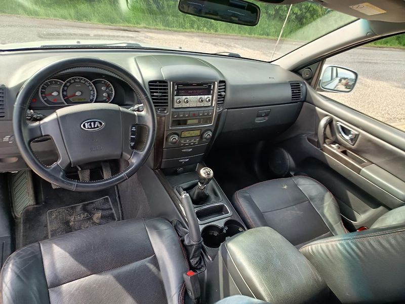 Kia Sorento (2007) 2.5 VGT tažné na 3t. - fotka 30 z 46