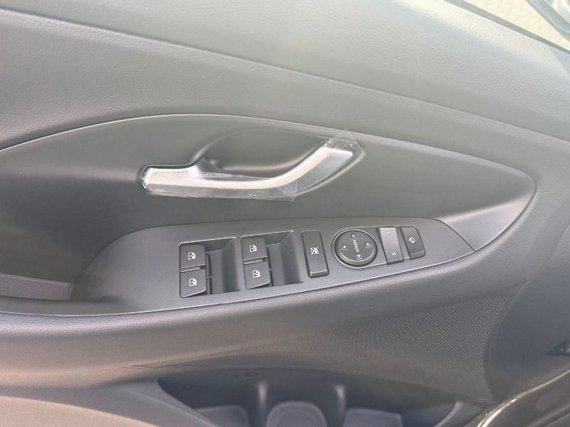 Hyundai i30 WG 1,0 TGDI FAMILY CLIMATE - fotka 9 z 9