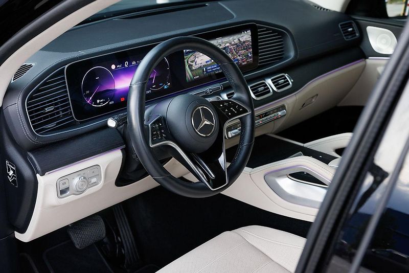 Mercedes-Benz GLE (2025) GLE 450d Coupe 4Matic AMG Line - fotka 23 z 49