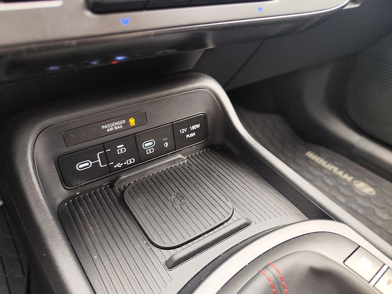 Hyundai Kona 1.6 T-GDi/146kW N-Line - fotka 23 z 36