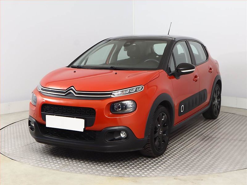 Citroën C3 (2017) 1.2 PureTech, ČR,1.maj - fotka 2 z 13