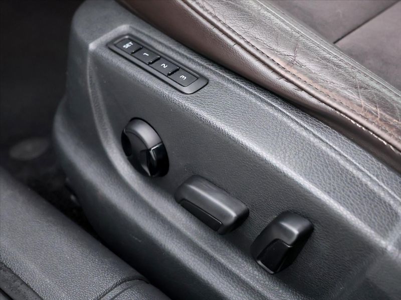 Škoda Octavia 2,0 TDI 135kW 4x4 DSG Scout - fotka 17 z 32