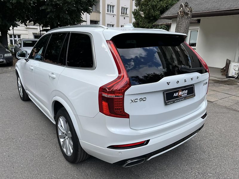 Volvo XC90 (2019) D5 AWD R-DESIGN, 7 MÍST - fotka 8 z 44