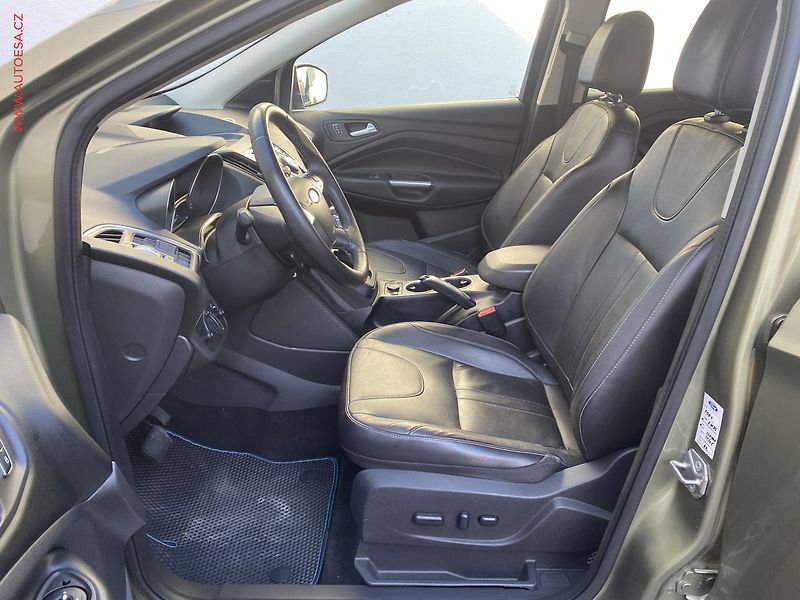 Ford Kuga (2013) 2.0 TDCI 4x4, AT, kůže - fotka 9 z 17