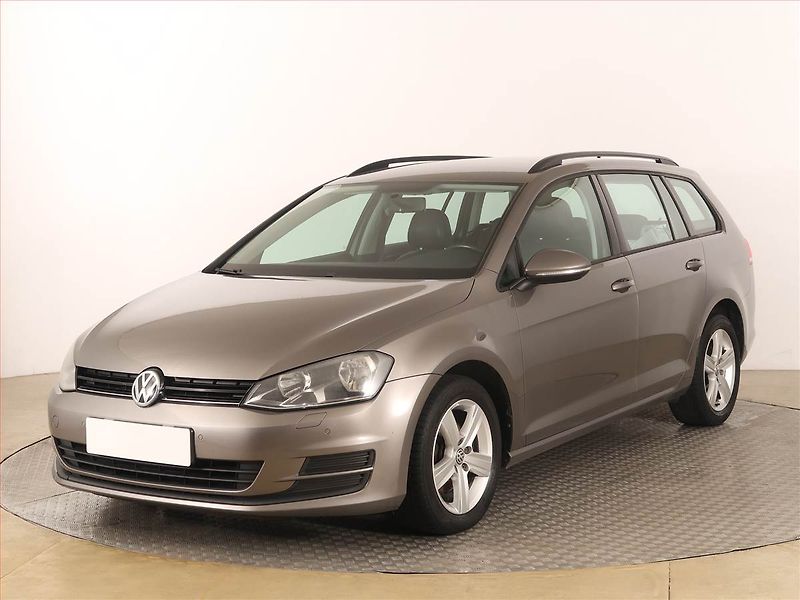 Volkswagen Golf (2014) 1.6 TDI, Automat, Serv.kniha - fotka 2 z 19