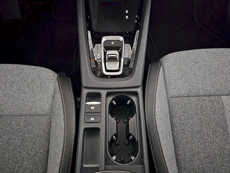 Škoda Octavia (2025) COMBI 1.5TSI DSG BUSINESS TOP - fotka 21 z 30