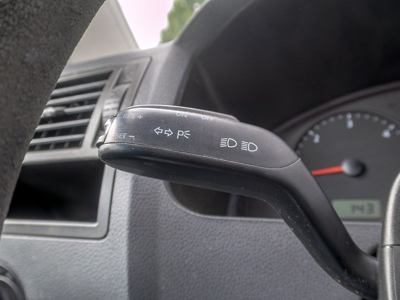 Volkswagen Transporter (2006) 2.5TDI 96KW LONG – 8 SEDADEL - fotka 13 z 34