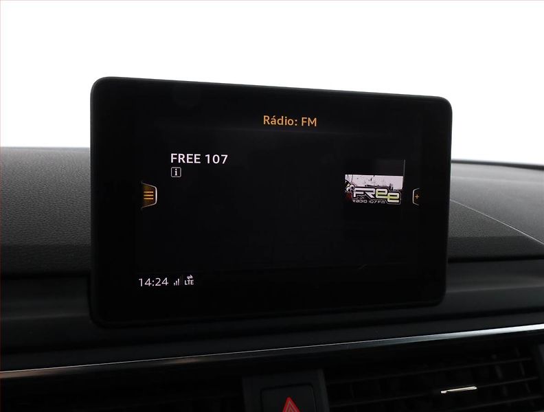 Audi A4 (2017) 2.0 TDI, Automat, Serv.kniha - fotka 14 z 18