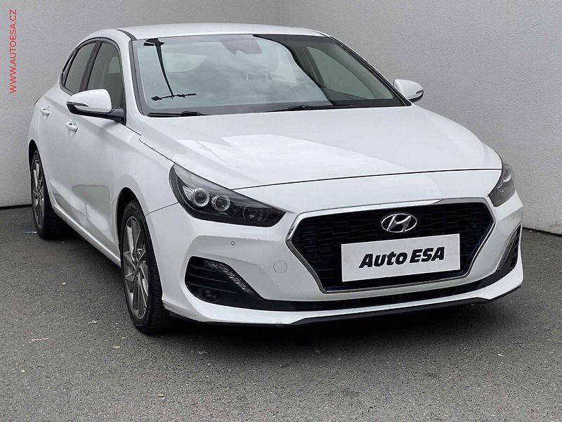 Hyundai i30 (2020) 1.4 T-GDi FastBack, 1.maj,ČR - fotografie inzerátu