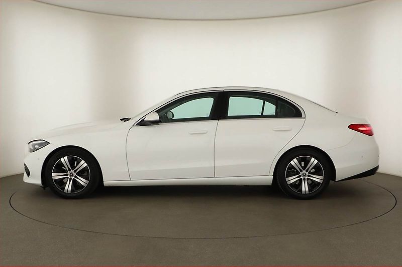 Mercedes-Benz Třídy C (2021) C 200 - fotka 3 z 21